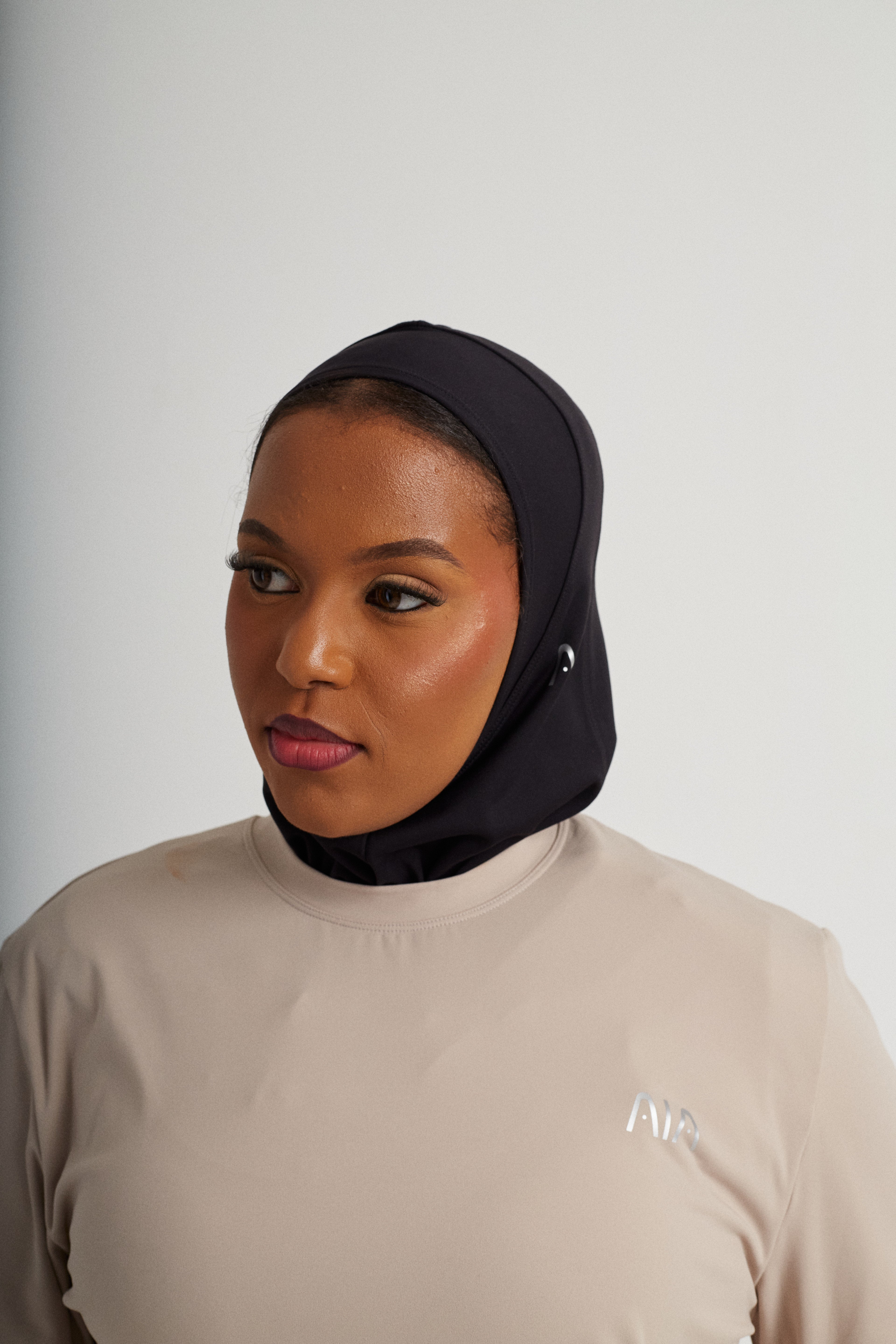 AIA Imaan Performance Scarf — Black